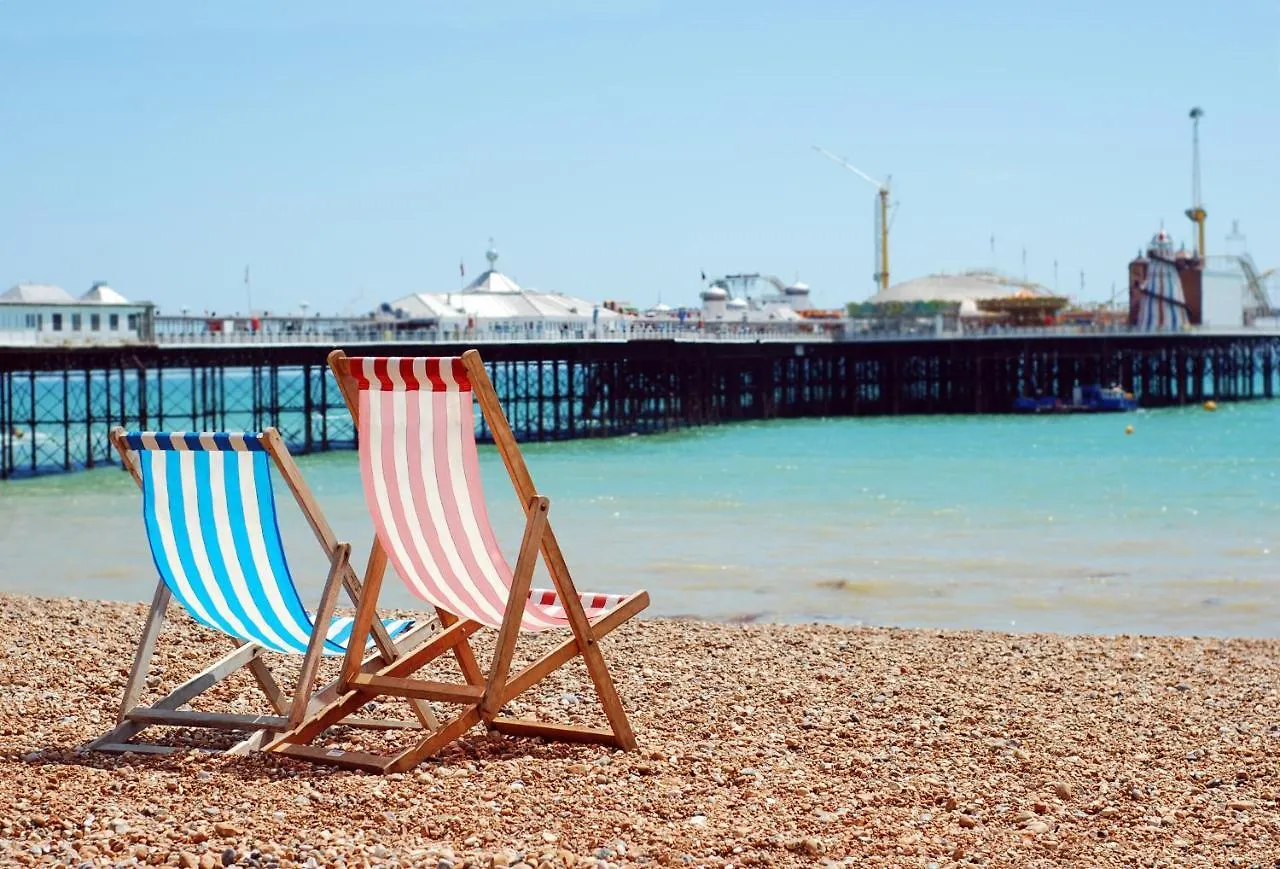 Finest Retreats - Pittodrie Guest House - Room 1 Brighton Apartment