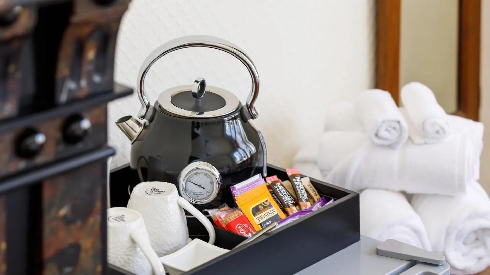 Finest Retreats - Pittodrie Guest House - Room 1 Brighton 0*,  United Kingdom